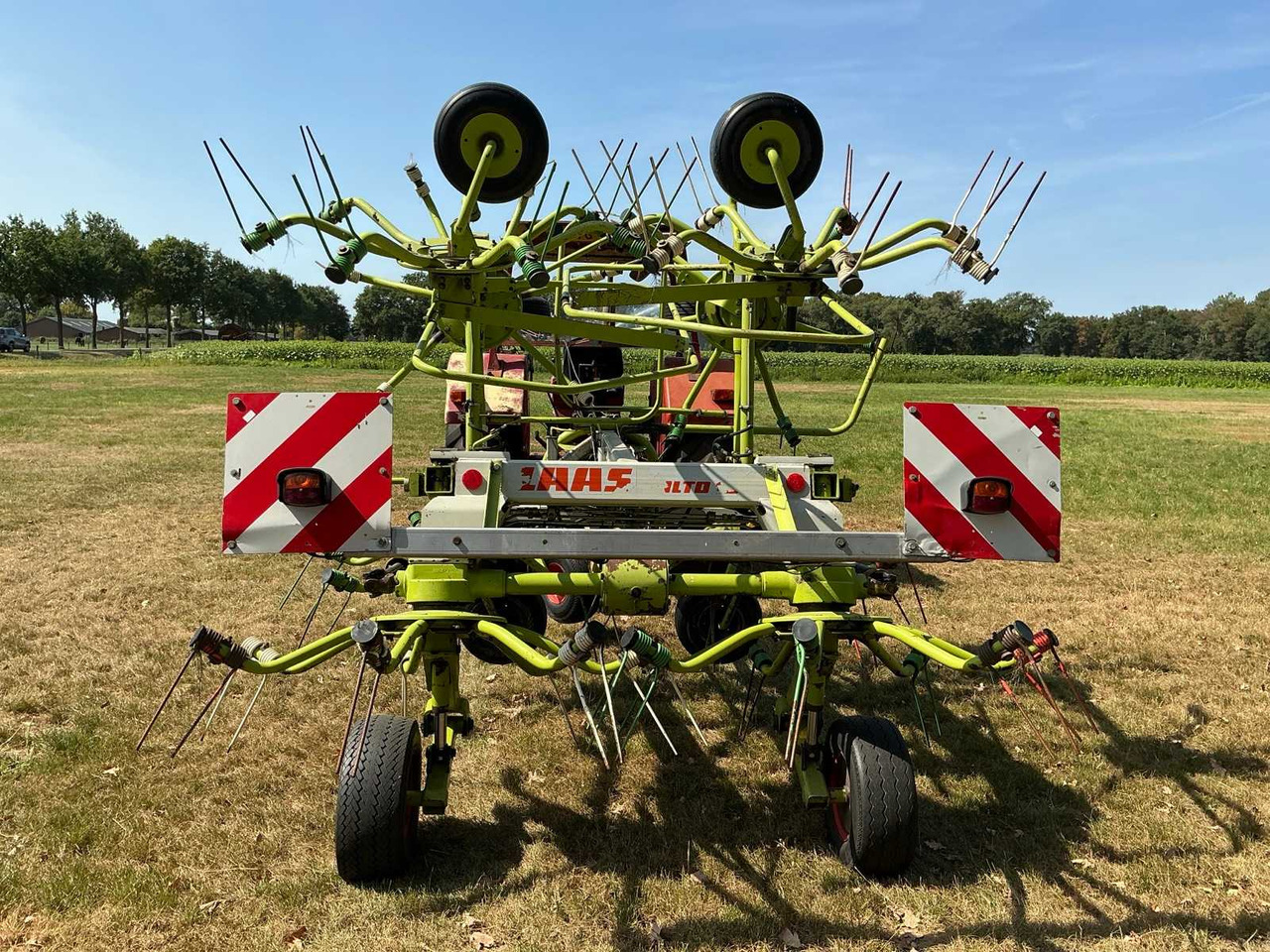 Claas 1050T - Техніка для сінозаготівлі: фото 3 Claas 1050T - Техніка для сінозаготівлі: фото 3