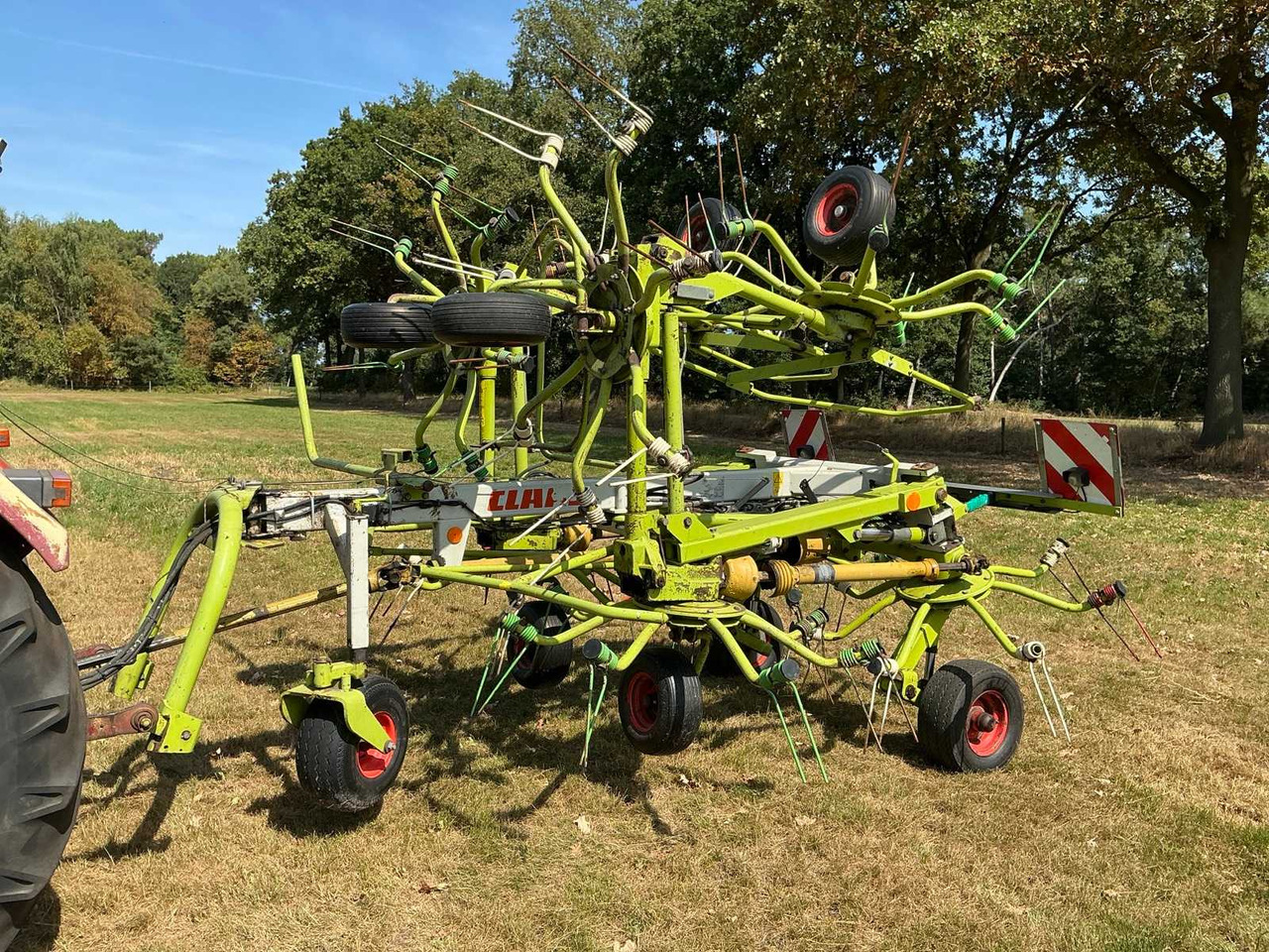 Claas 1050T - Техніка для сінозаготівлі: фото 1 Claas 1050T - Техніка для сінозаготівлі: фото 1