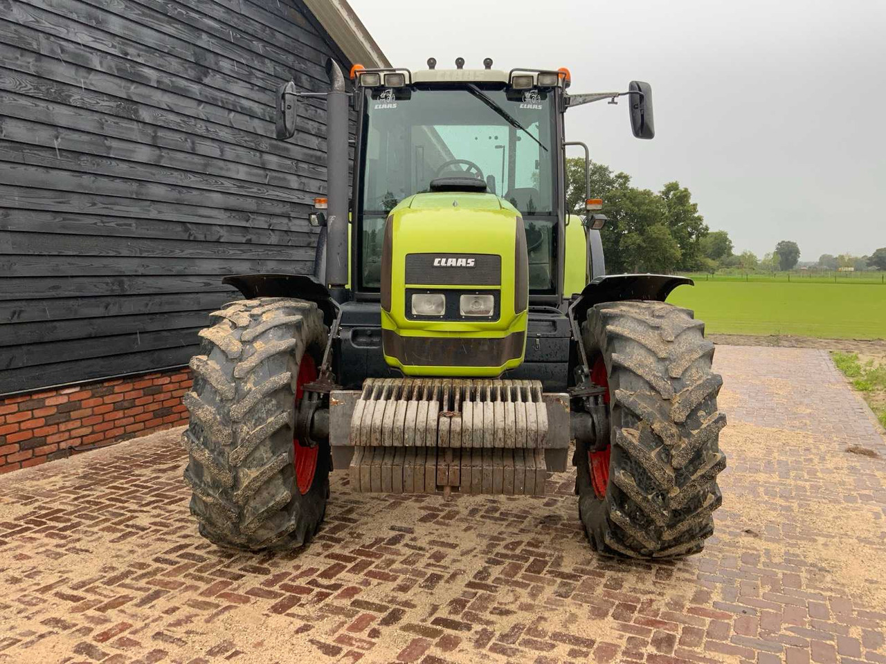 Claas Ares 826 RZ - Трактор: фото 2 Claas Ares 826 RZ - Трактор: фото 2