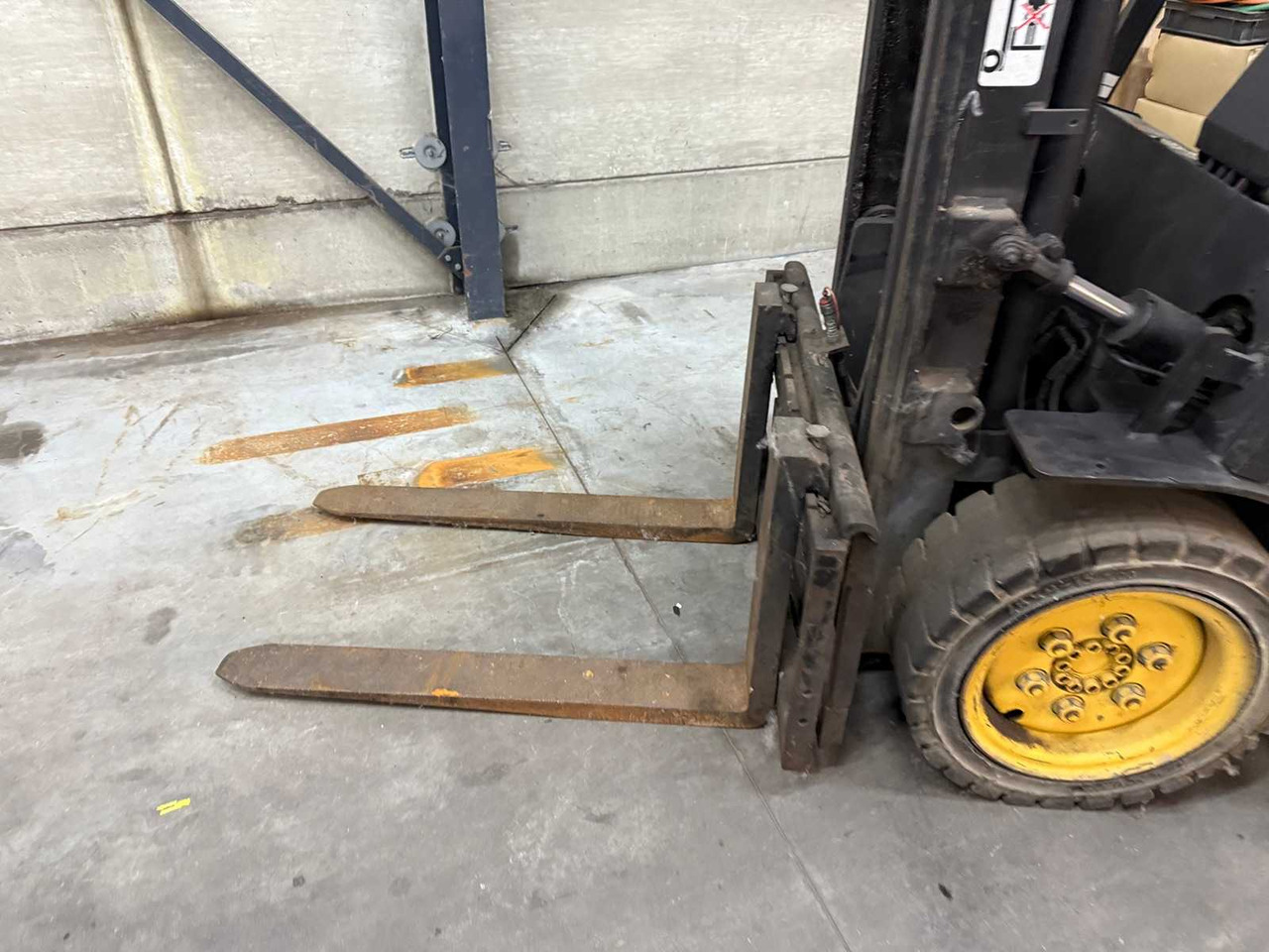 DAEWOO - 2005 - D30S - FORKLIFT - Навантажувач вилковий: фото 5 DAEWOO - 2005 - D30S - FORKLIFT - Навантажувач вилковий: фото 5