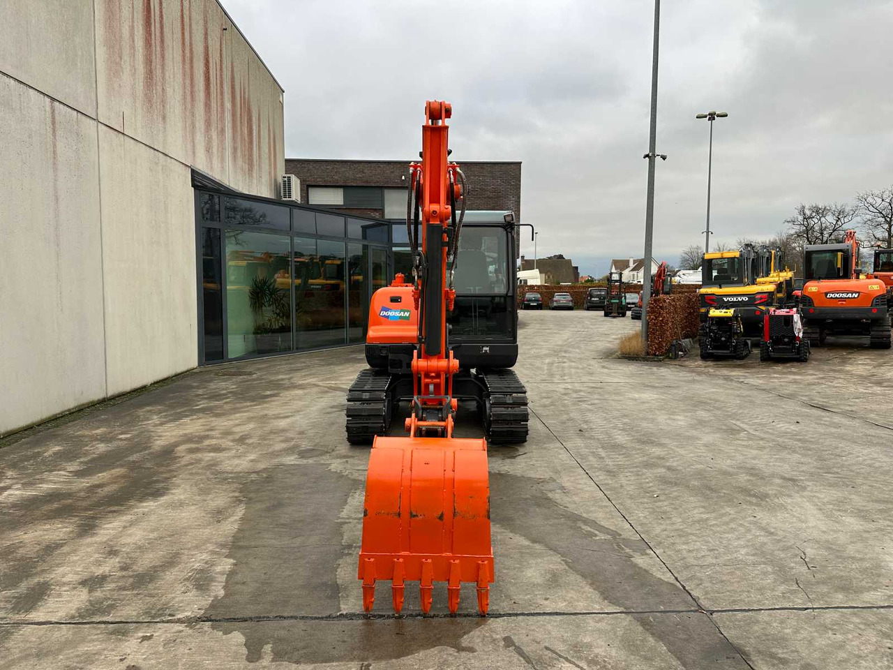 Doosan DX55-9C - Гусеничний екскаватор: фото 2 Doosan DX55-9C - Гусеничний екскаватор: фото 2