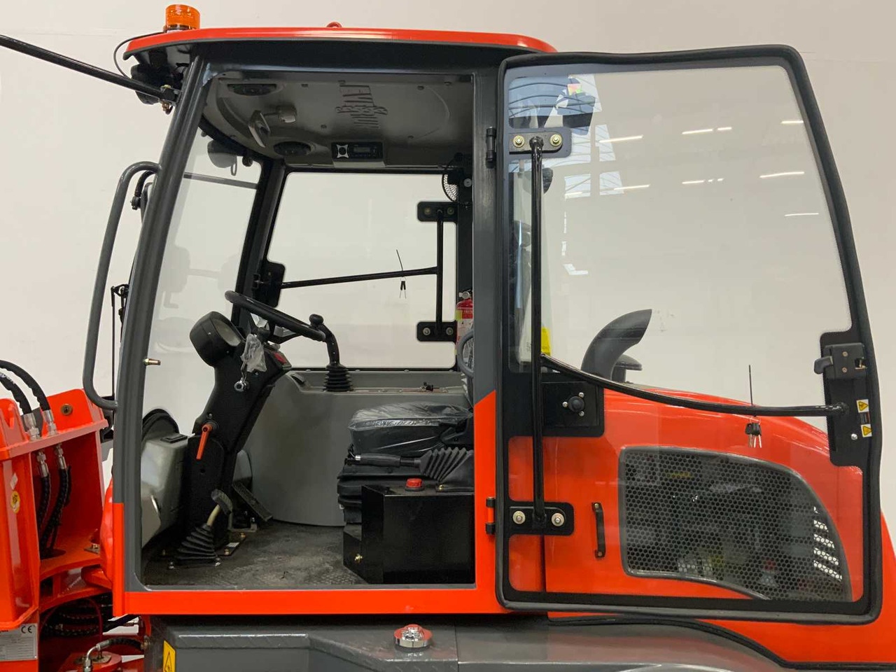 Колісний навантажувач EVERUN - 2025 - ER12 - WHEEL LOADER: фото 21 Колісний навантажувач EVERUN - 2025 - ER12 - WHEEL LOADER: фото 21