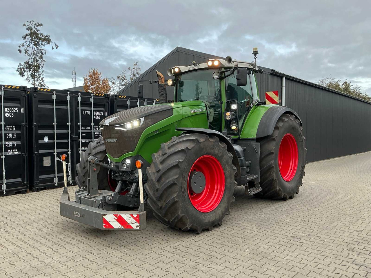 FENDT 934 VARIO ALL-WHEEL DRIVE AGRICULTURAL TRACTOR - Трактор: фото 1 FENDT 934 VARIO ALL-WHEEL DRIVE AGRICULTURAL TRACTOR - Трактор: фото 1