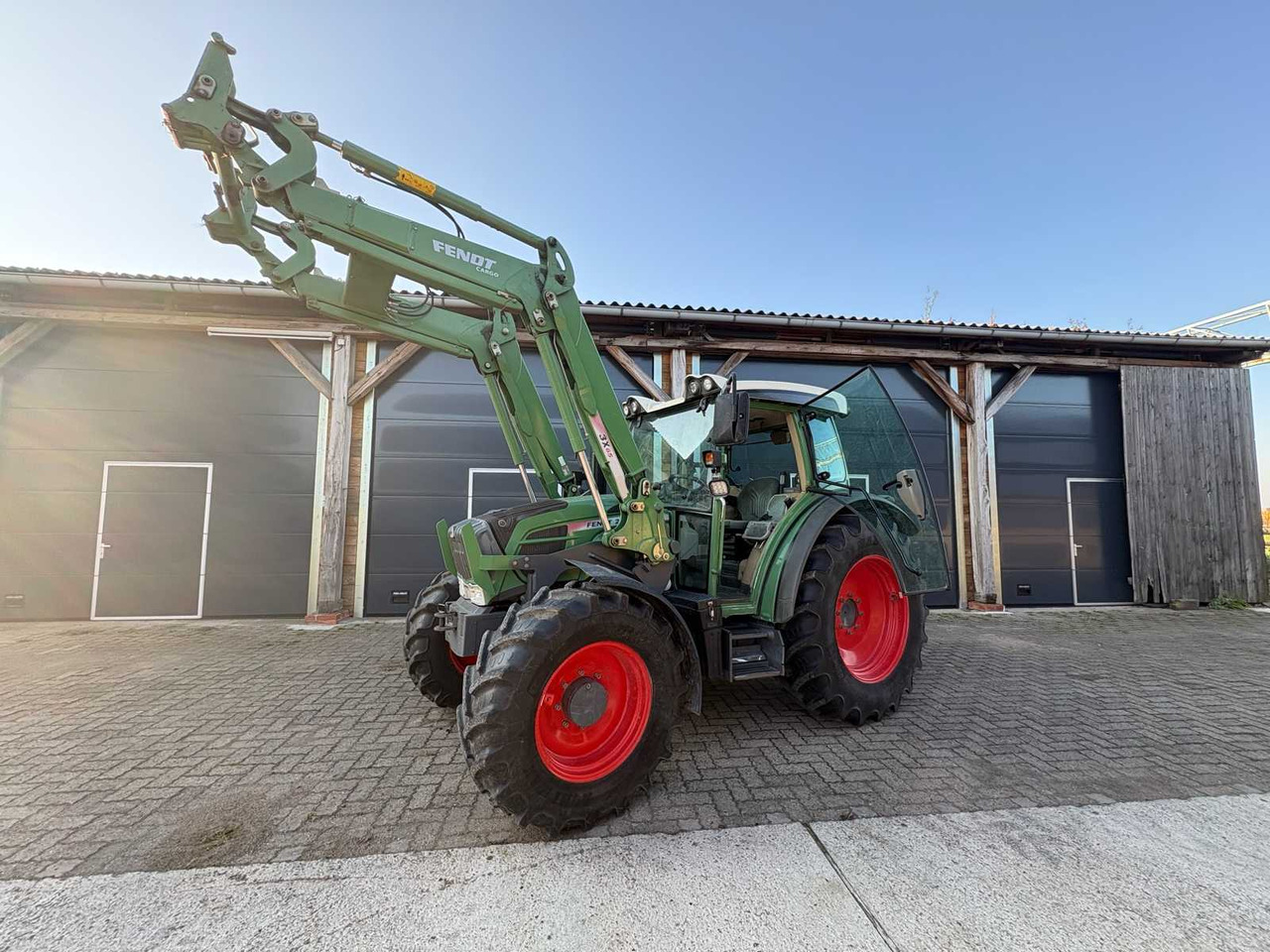 Fendt 209 S Vario - Трактор: фото 1 Fendt 209 S Vario - Трактор: фото 1
