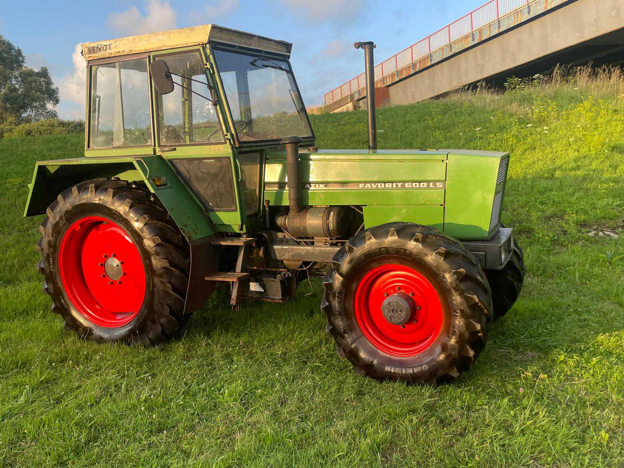 Fendt Favorit 600 LSA - Трактор: фото 5 Fendt Favorit 600 LSA - Трактор: фото 5