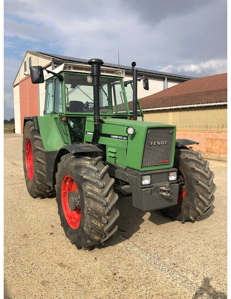 Fendt favorit 615 lsa turbomatik e - Трактор: фото 5 Fendt favorit 615 lsa turbomatik e - Трактор: фото 5