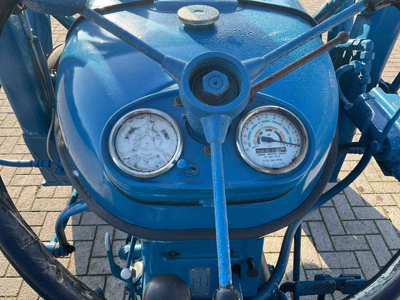 Трактор Fordson Super Major: фото 18