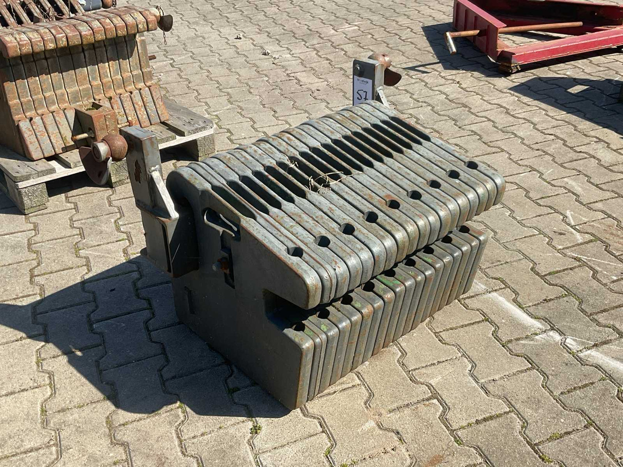 Front weights set - Фронтальний навантажувач для трактора: фото 2 Front weights set - Фронтальний навантажувач для трактора: фото 2
