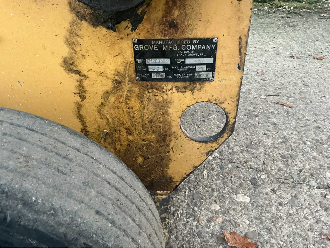 GROVE MFG SCISSOR LIFT SM2633BE AERIAL PLATFORM - Підйомник: фото 5 GROVE MFG SCISSOR LIFT SM2633BE AERIAL PLATFORM - Підйомник: фото 5