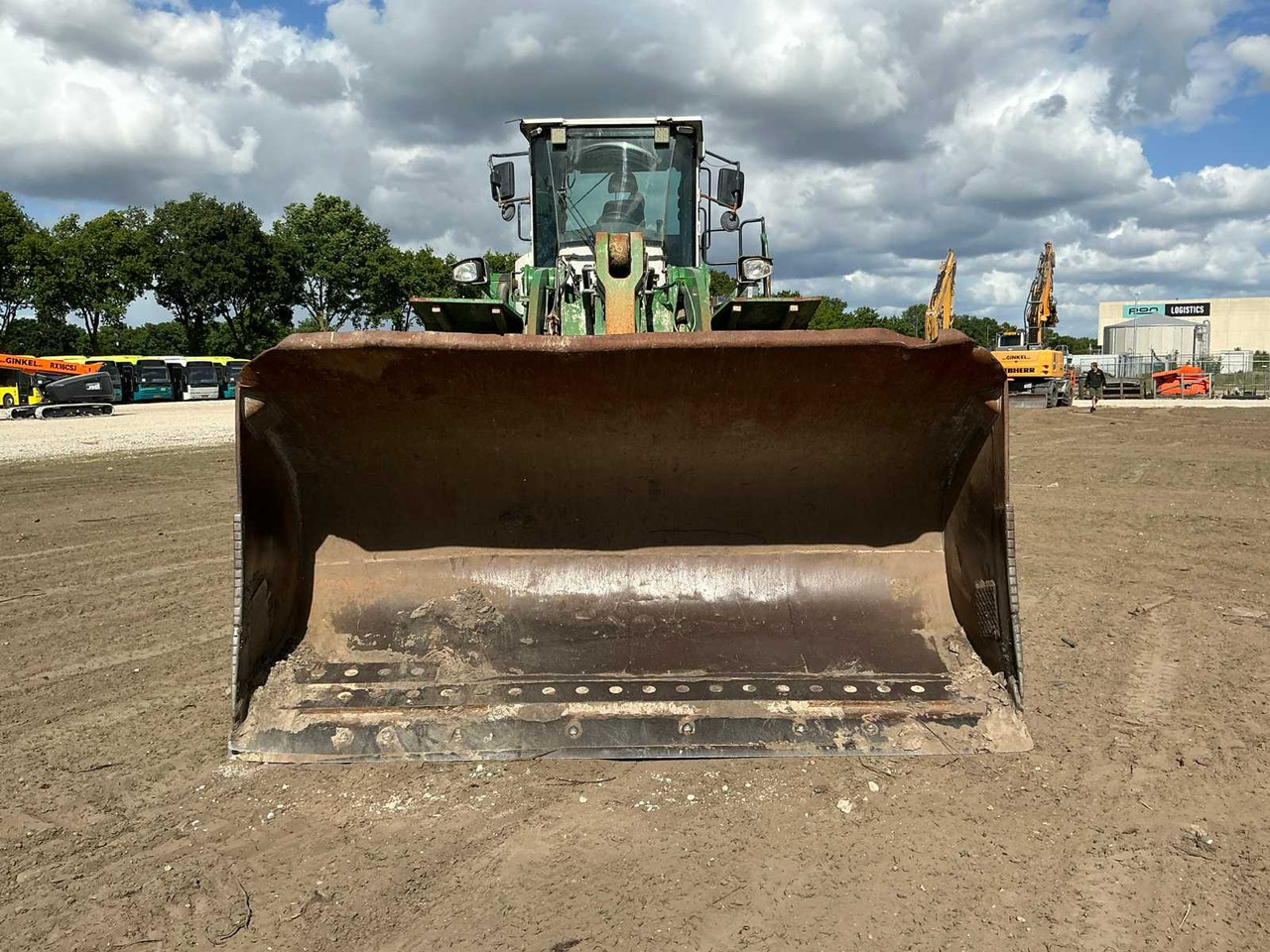 Hyundai HL980 - Колісний навантажувач: фото 4 Hyundai HL980 - Колісний навантажувач: фото 4