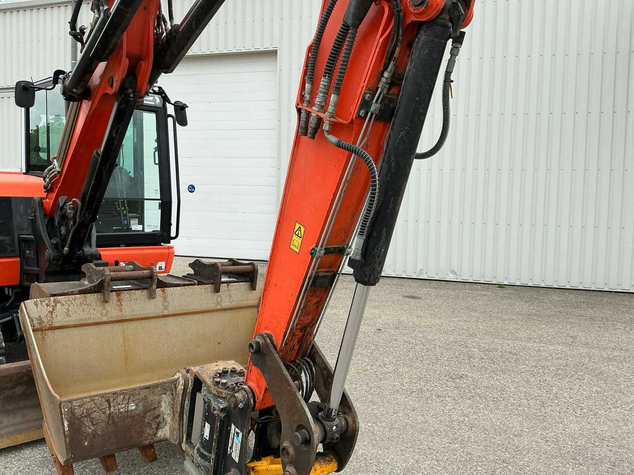 Гусеничний екскаватор JCB 86C-1TAB: фото 13