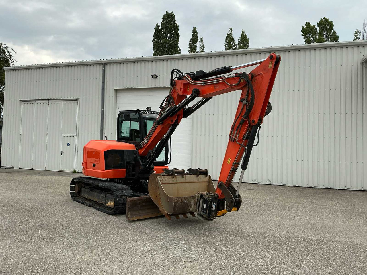 JCB 86C-1TAB - Гусеничний екскаватор: фото 1 JCB 86C-1TAB - Гусеничний екскаватор: фото 1