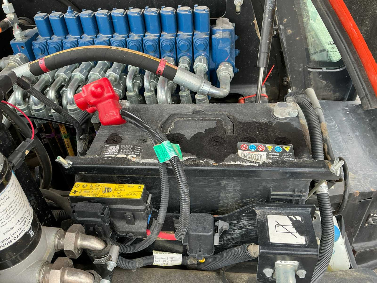 Гусеничний екскаватор JCB 86C-1TAB: фото 35