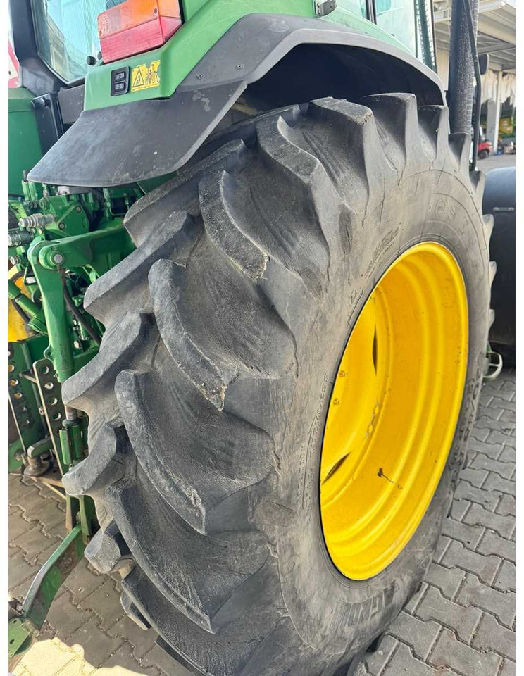 Трактор JOHN DEERE 6910: фото 7 Трактор JOHN DEERE 6910: фото 7