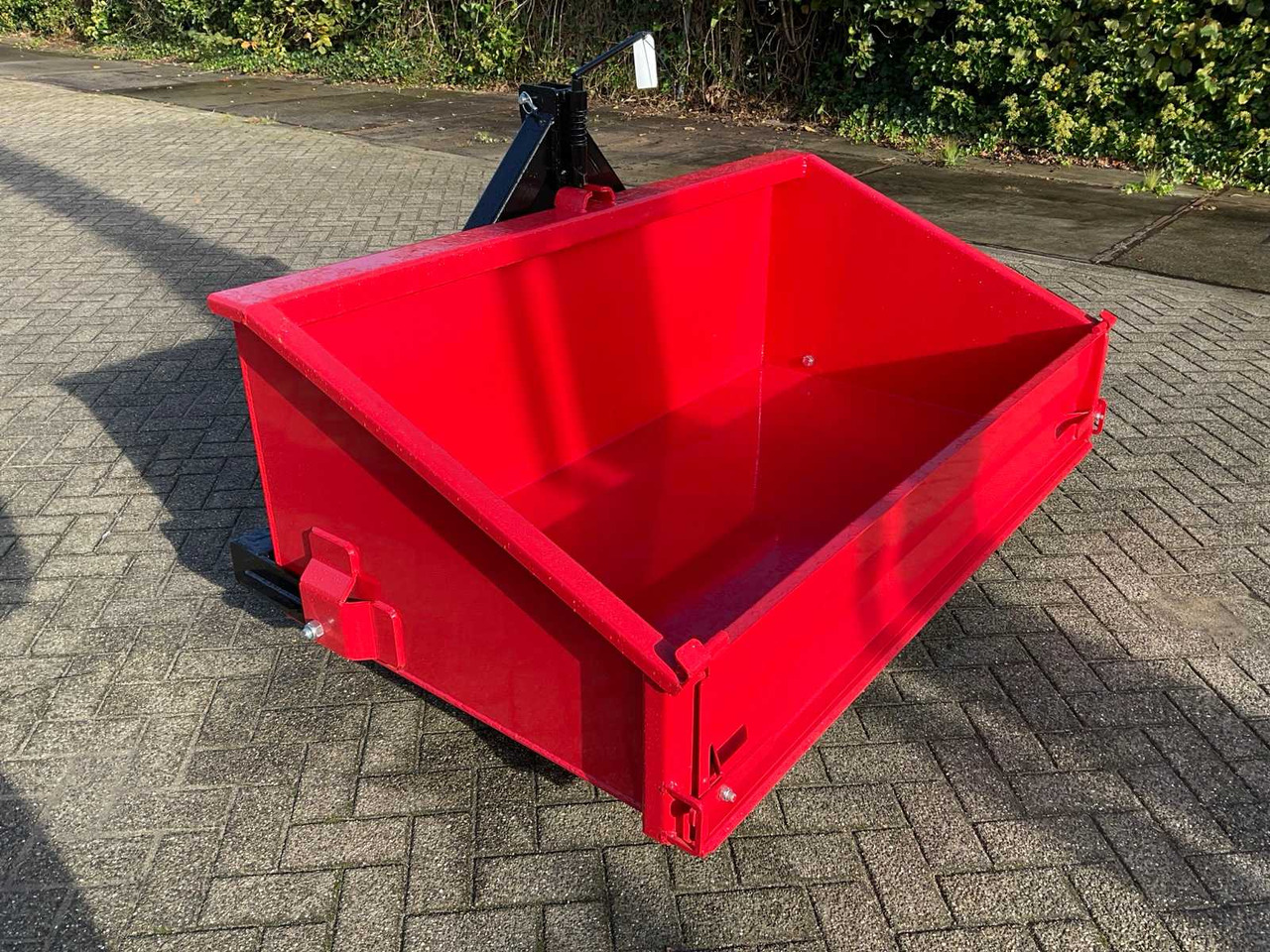 Jako - Фронтальний навантажувач для трактора: фото 4 Jako - Фронтальний навантажувач для трактора: фото 4