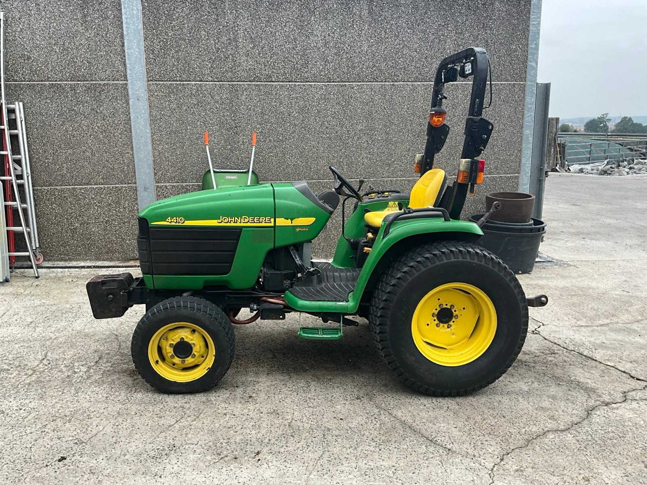 John Deere 4410 - Мінітрактор: фото 2 John Deere 4410 - Мінітрактор: фото 2