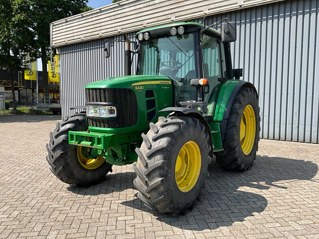 John Deere 6430 Premium - Трактор: фото 1 John Deere 6430 Premium - Трактор: фото 1