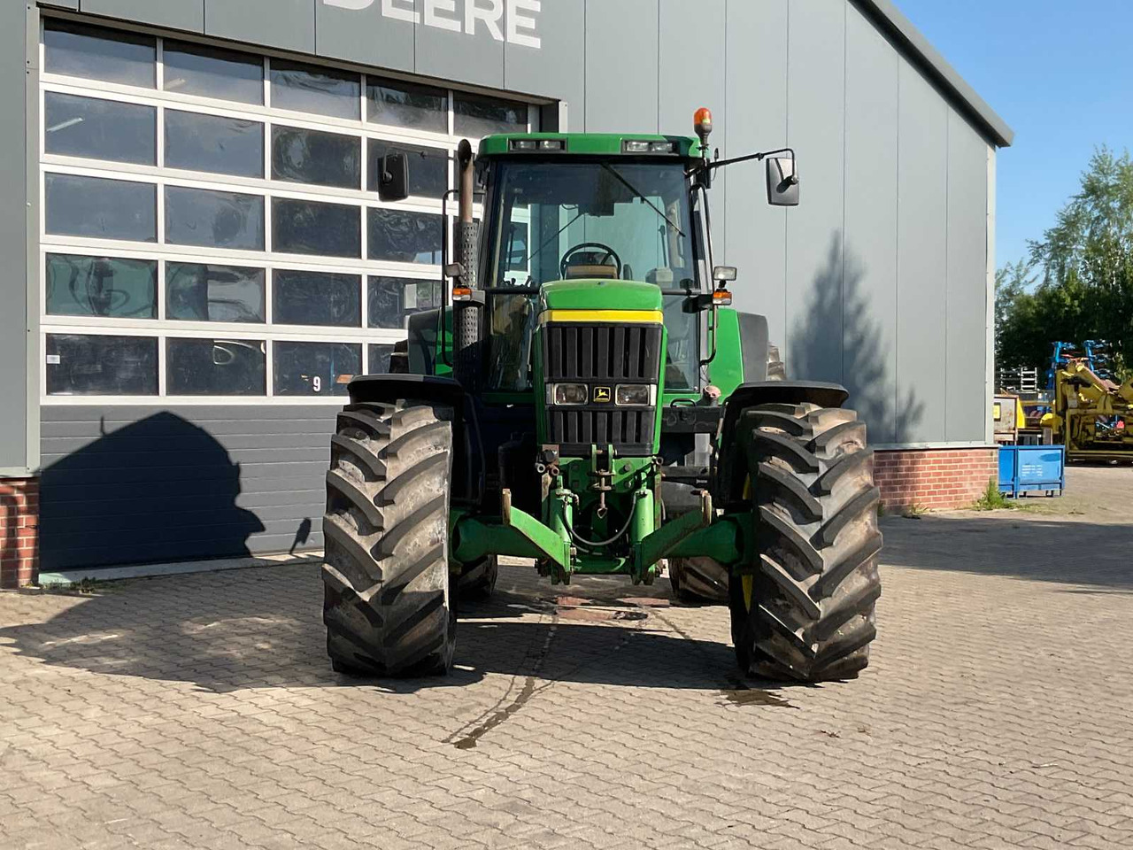 John Deere 7810 - Трактор: фото 4 John Deere 7810 - Трактор: фото 4