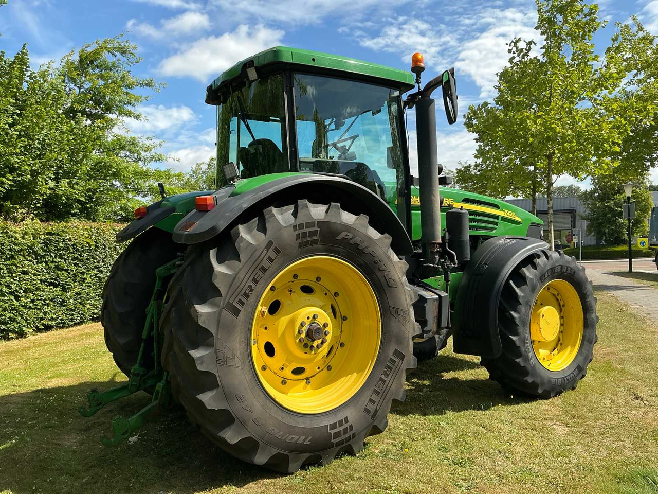 John Deere 7920 - Трактор: фото 5 John Deere 7920 - Трактор: фото 5