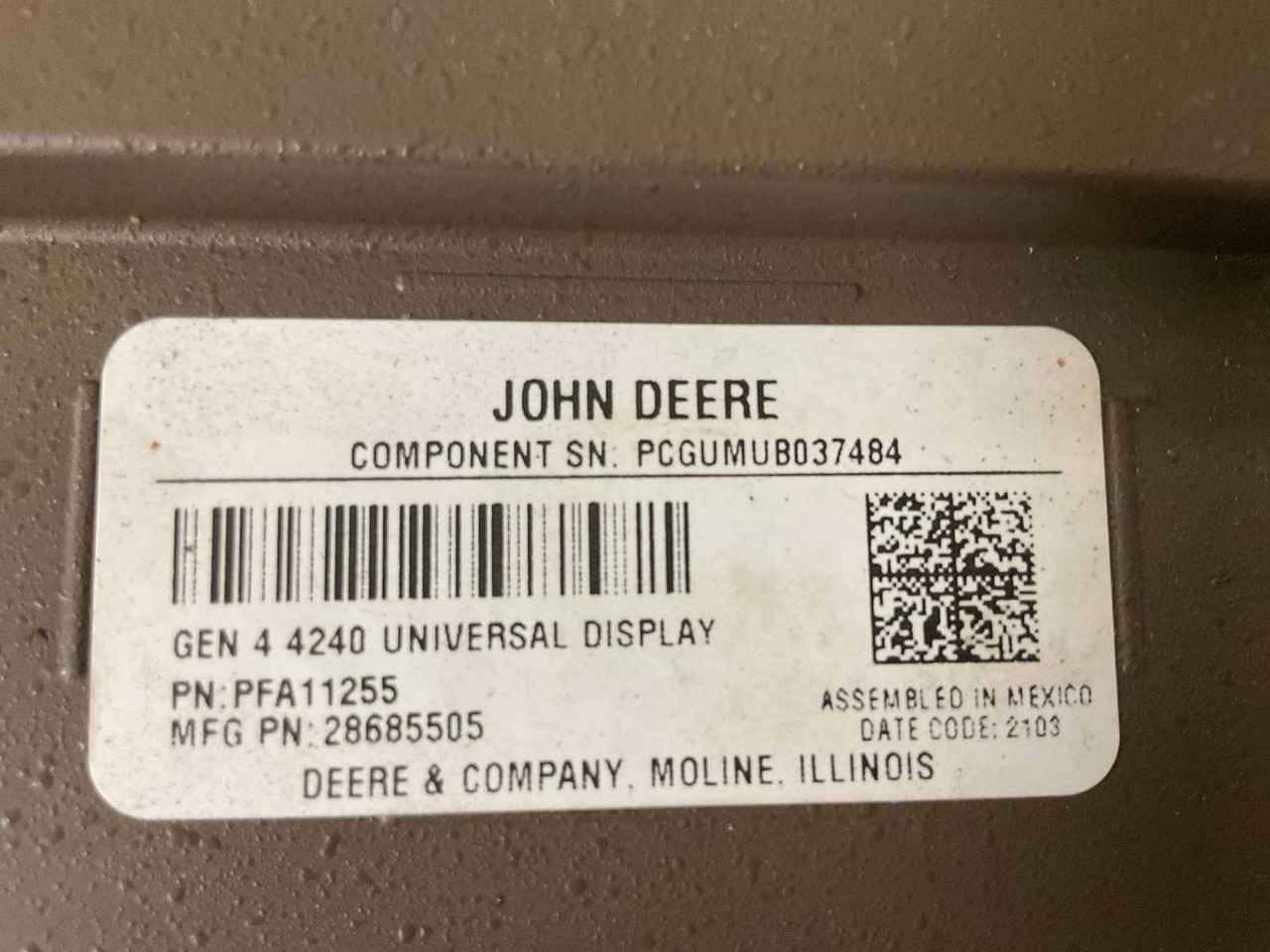John Deere GEN4 4240 - Фронтальний навантажувач для трактора: фото 3 John Deere GEN4 4240 - Фронтальний навантажувач для трактора: фото 3