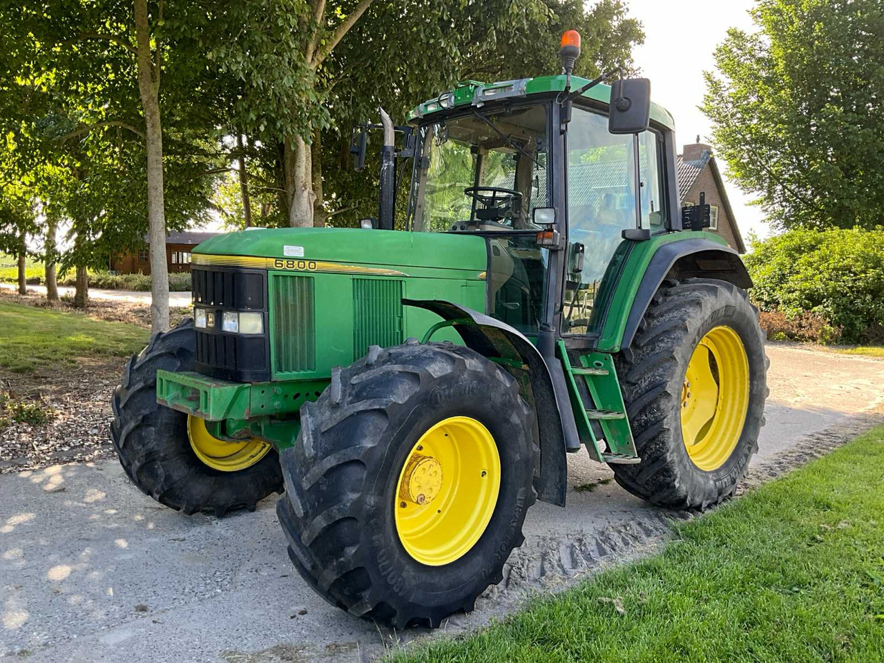 John deere 6800 - Трактор: фото 2 John deere 6800 - Трактор: фото 2