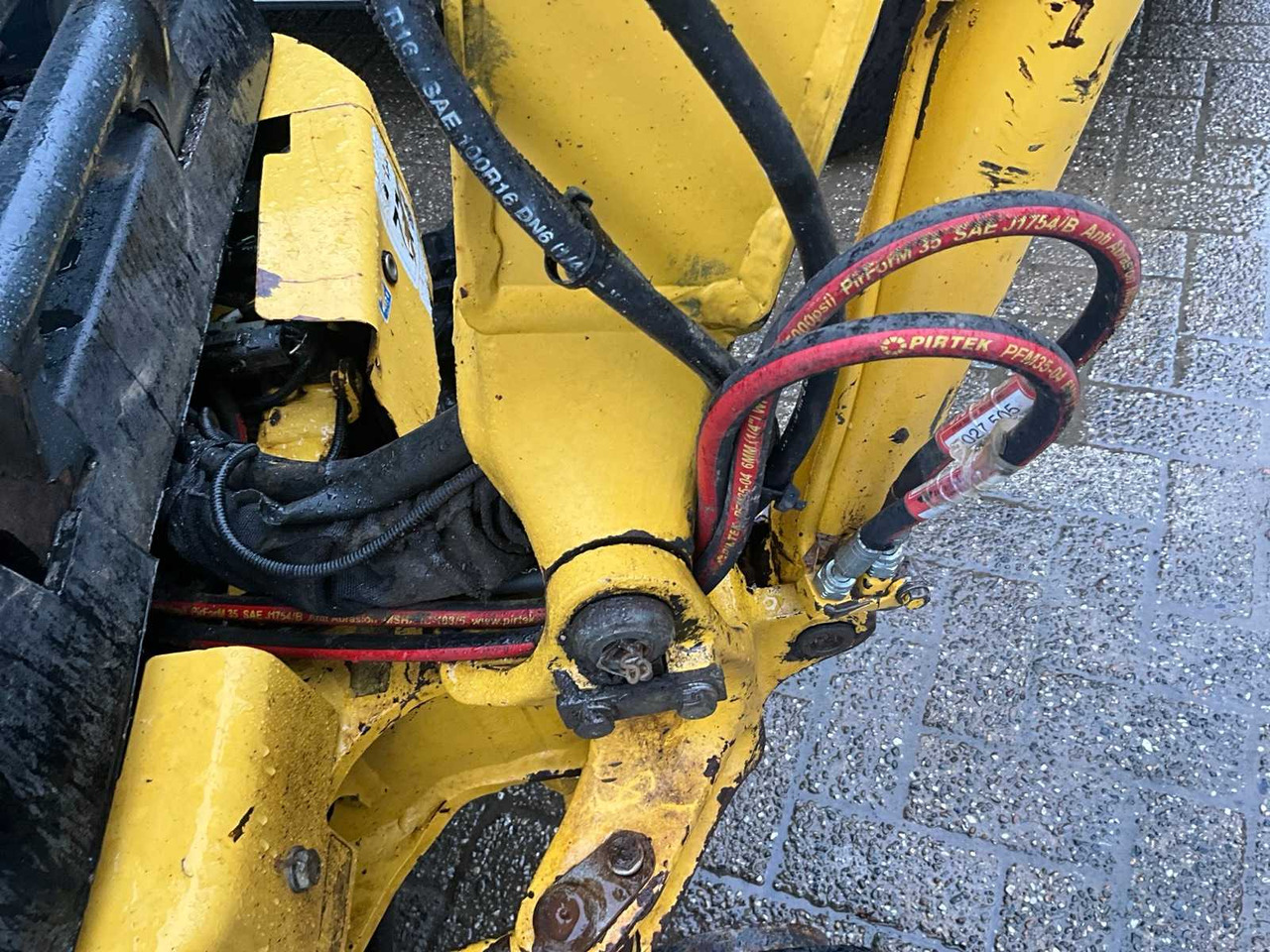 Міні-екскаватор KOMATSU PC 16RHS MINI EXCAVATOR: фото 16 Міні-екскаватор KOMATSU PC 16RHS MINI EXCAVATOR: фото 16