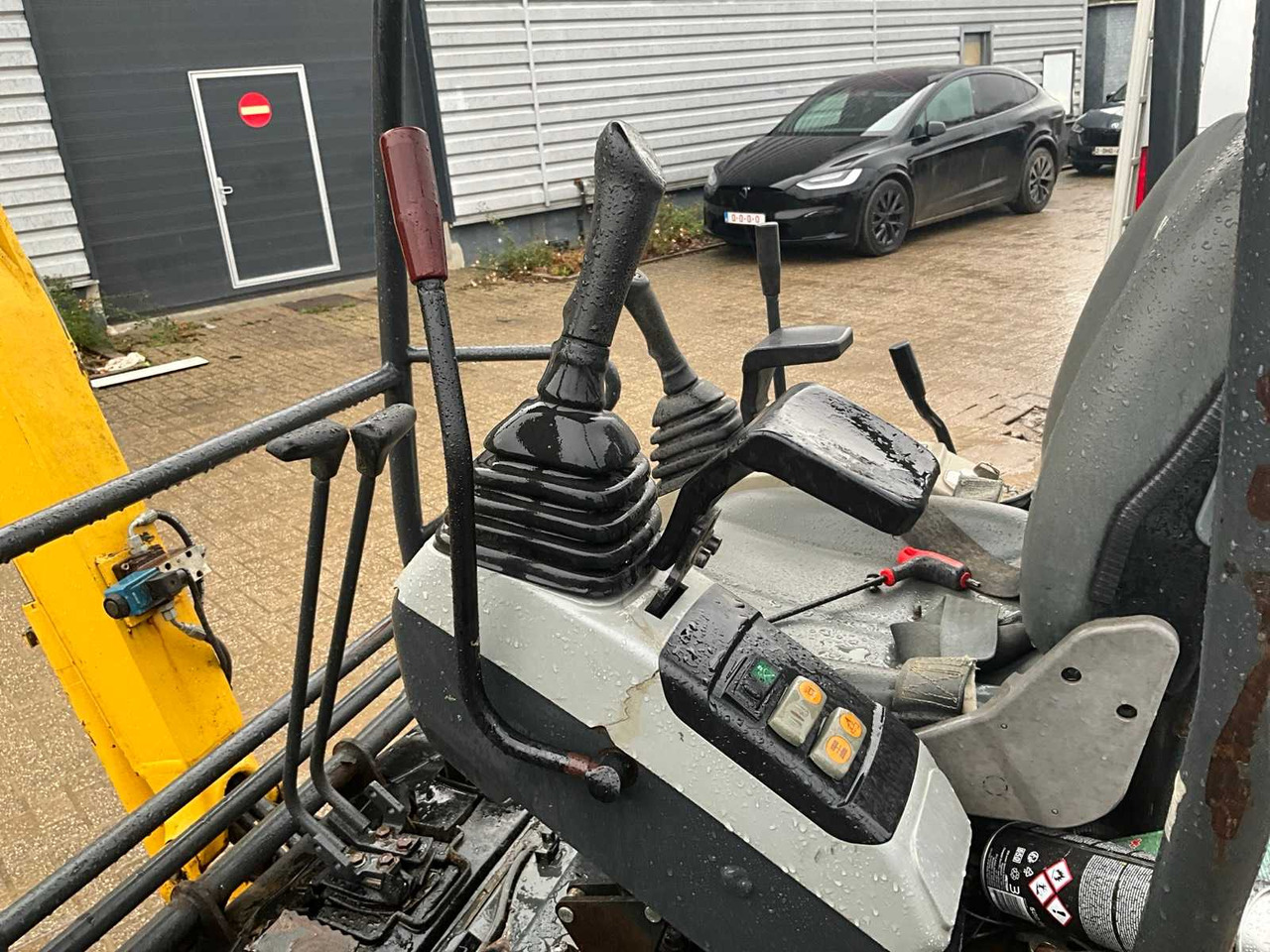 Міні-екскаватор KOMATSU PC 16RHS MINI EXCAVATOR: фото 9 Міні-екскаватор KOMATSU PC 16RHS MINI EXCAVATOR: фото 9