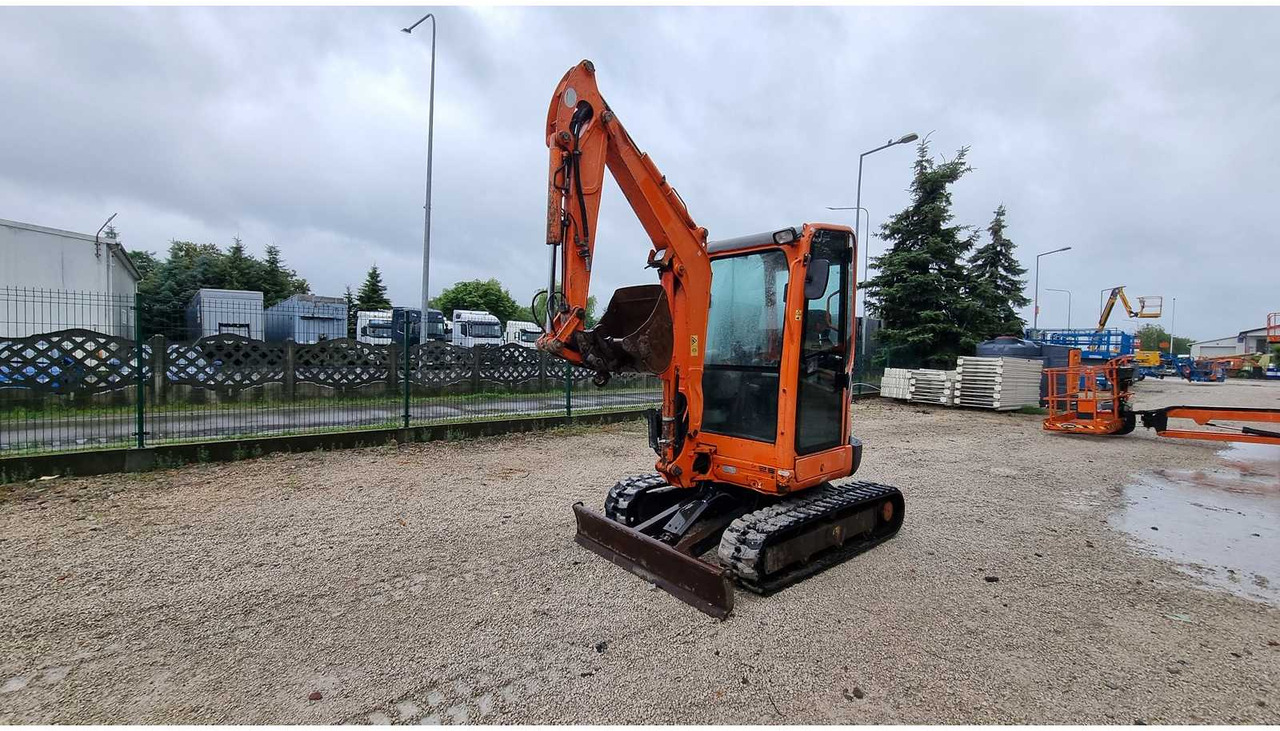 KUBOTA U27-4 - Міні-екскаватор: фото 2 KUBOTA U27-4 - Міні-екскаватор: фото 2