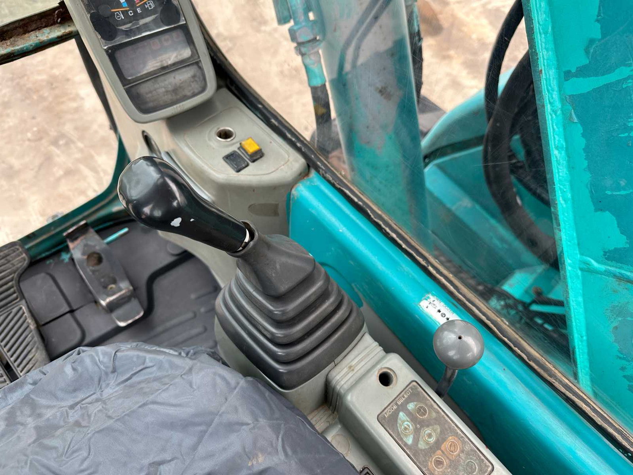 Гусеничний екскаватор Kobelco SK70SR: фото 41