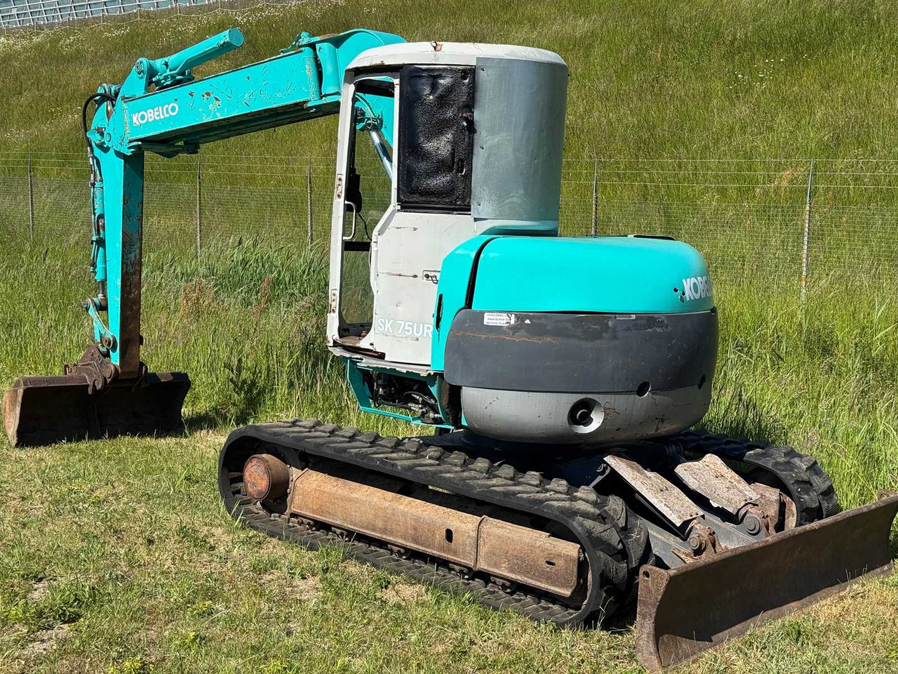 Kobelco SK75UR - Гусеничний екскаватор: фото 3 Kobelco SK75UR - Гусеничний екскаватор: фото 3