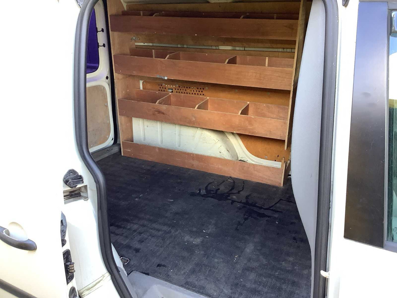 2004 - VOLKSWAGEN - CADDY - 2.0 SDI - COMMERCIAL VEHICLE - Комерційний автомобіль: фото 5 2004 - VOLKSWAGEN - CADDY - 2.0 SDI - COMMERCIAL VEHICLE - Комерційний автомобіль: фото 5