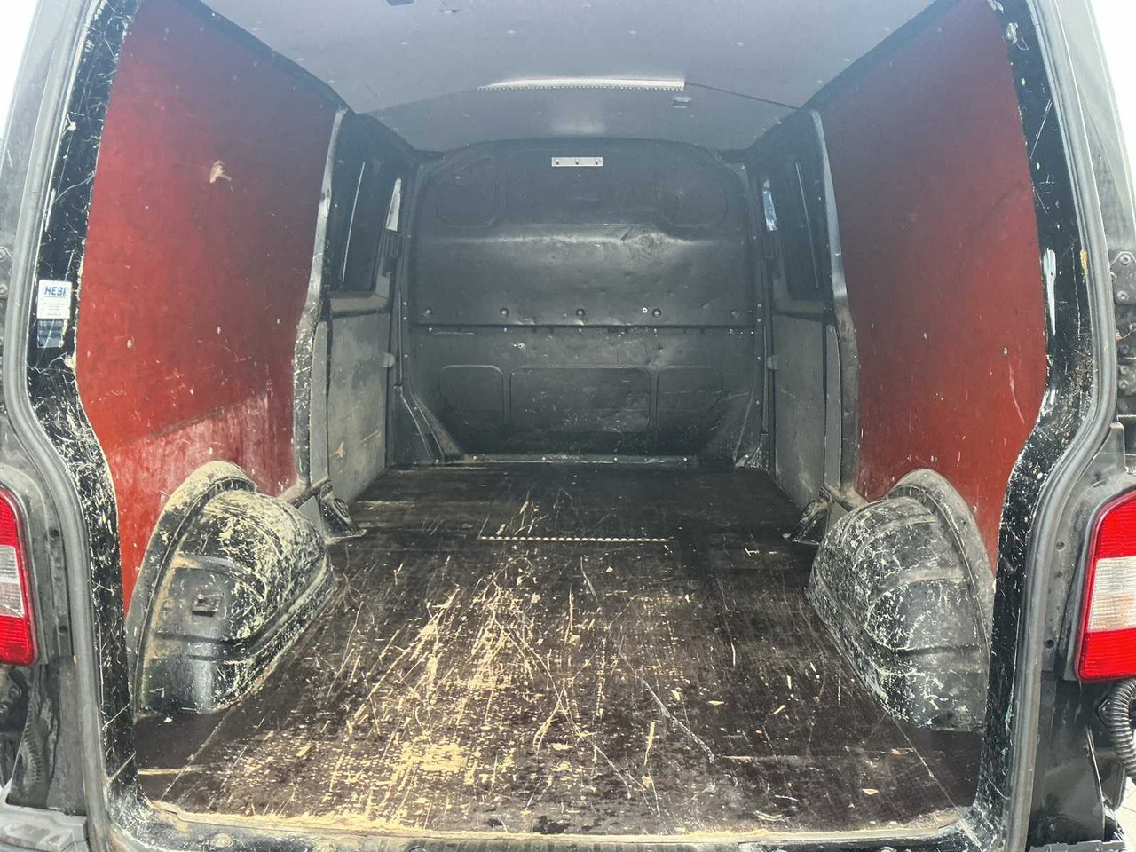 2010 - VOLKSWAGEN - TRANSPORTER - 2.0 TDI L2H1 COM. DC - COMMERCIAL VEHICLE - Комерційний автомобіль: фото 5 2010 - VOLKSWAGEN - TRANSPORTER - 2.0 TDI L2H1 COM. DC - COMMERCIAL VEHICLE - Комерційний автомобіль: фото 5