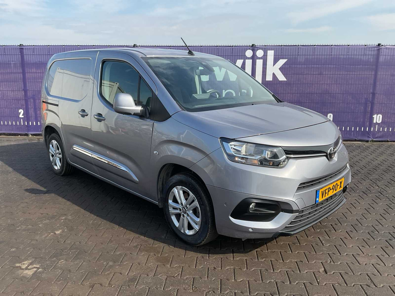 2020 - TOYOTA - PROACE CITY - 1.5 D-4D INNOVATOR - COMMERCIAL VEHICLE - Комерційний автомобіль: фото 2 2020 - TOYOTA - PROACE CITY - 1.5 D-4D INNOVATOR - COMMERCIAL VEHICLE - Комерційний автомобіль: фото 2