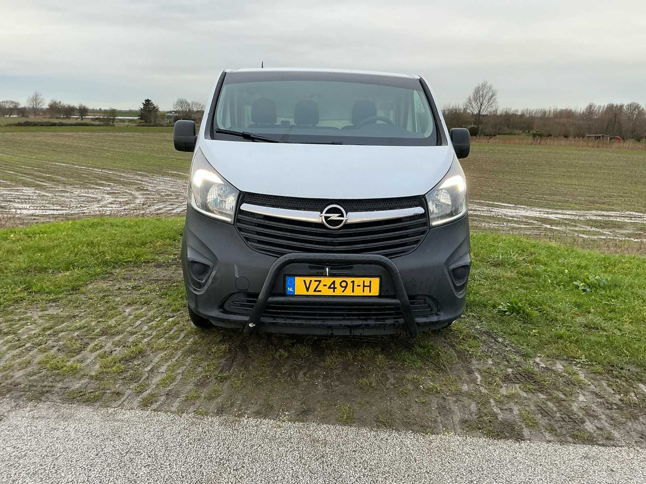 OPEL VIVARO 1.6 CDTI L2H1 DCSPEC COMMERCIAL VEHICLE - Комерційний автомобіль: фото 2 OPEL VIVARO 1.6 CDTI L2H1 DCSPEC COMMERCIAL VEHICLE - Комерційний автомобіль: фото 2