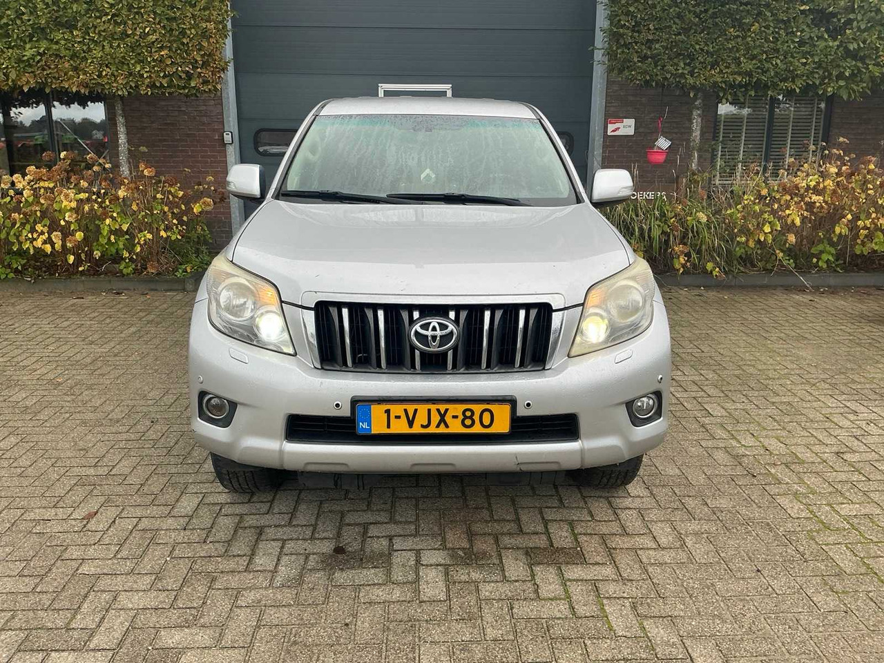 TOYOTA LAND CRUISER 150 3.0 D-4D AUT 5DRS SRWV - Комерційний автомобіль: фото 2 TOYOTA LAND CRUISER 150 3.0 D-4D AUT 5DRS SRWV - Комерційний автомобіль: фото 2