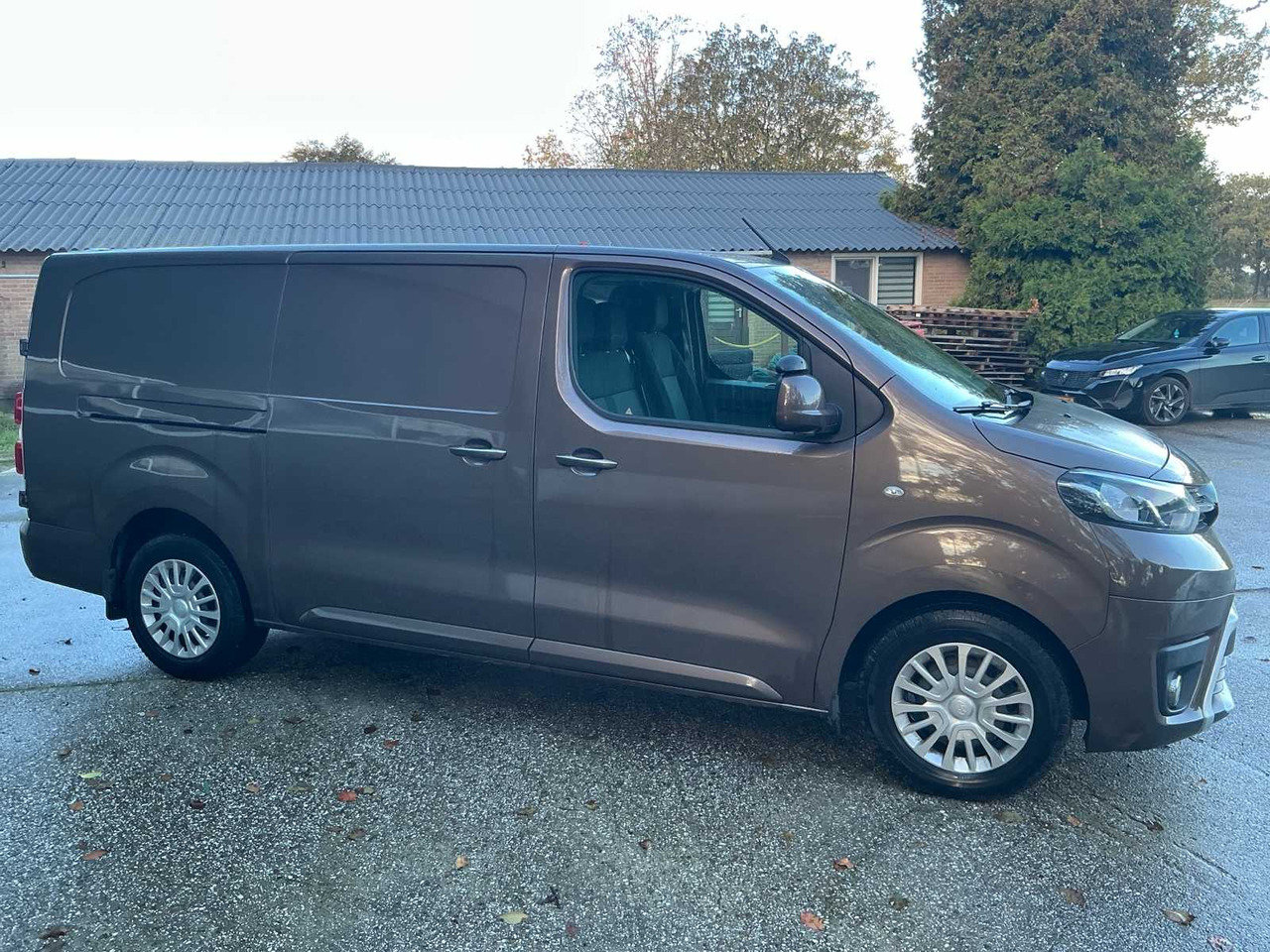 TOYOTA PROACE WORKER 2.0 D-4D PROF. LONG COMMERCIAL VEHICLE - Комерційний автомобіль: фото 3 TOYOTA PROACE WORKER 2.0 D-4D PROF. LONG COMMERCIAL VEHICLE - Комерційний автомобіль: фото 3