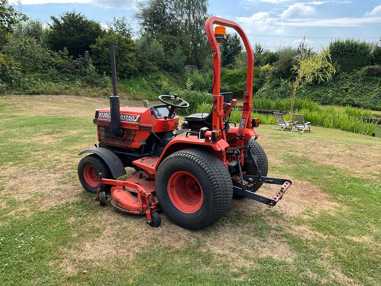 Kubota B1750 HST - Мінітрактор: фото 3 Kubota B1750 HST - Мінітрактор: фото 3