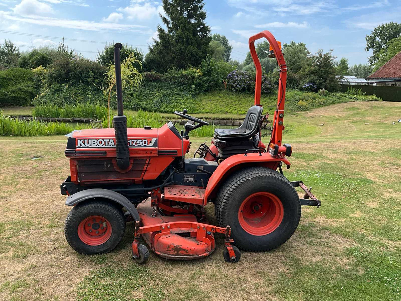 Kubota B1750 HST - Мінітрактор: фото 2 Kubota B1750 HST - Мінітрактор: фото 2