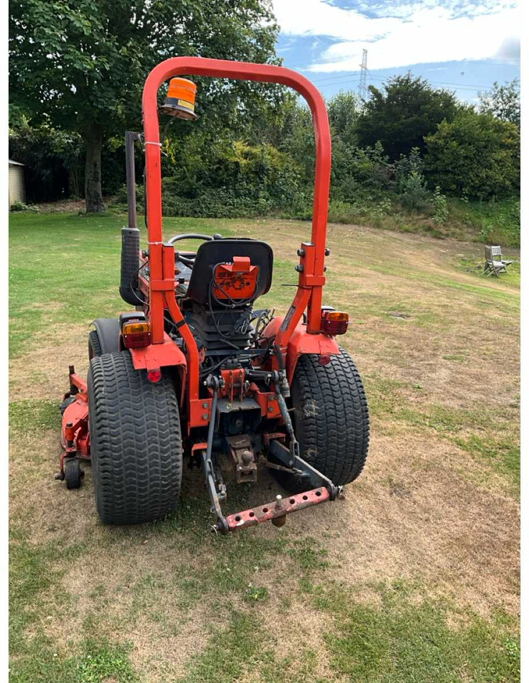 Kubota B1750 HST - Мінітрактор: фото 4 Kubota B1750 HST - Мінітрактор: фото 4