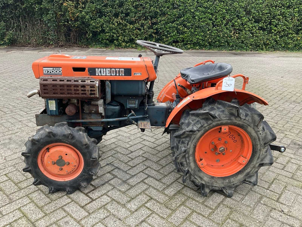 Kubota B7000 - Мінітрактор: фото 5 Kubota B7000 - Мінітрактор: фото 5
