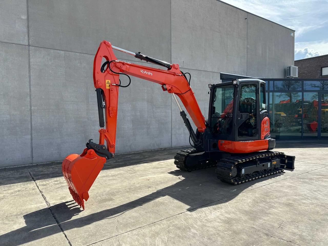 Kubota KX165-5 - Гусеничний екскаватор: фото 1 Kubota KX165-5 - Гусеничний екскаватор: фото 1