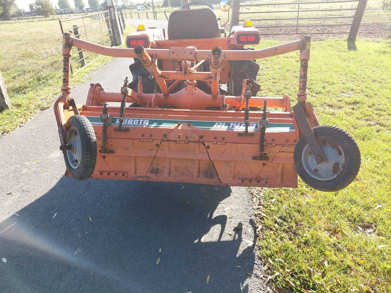 Kubota L1-18 - Мінітрактор: фото 4 Kubota L1-18 - Мінітрактор: фото 4