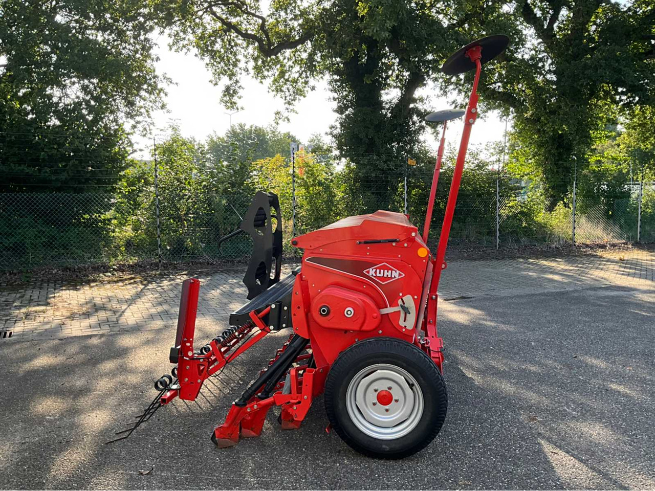 Kuhn Premia 300 - Посівна техніка: фото 5 Kuhn Premia 300 - Посівна техніка: фото 5