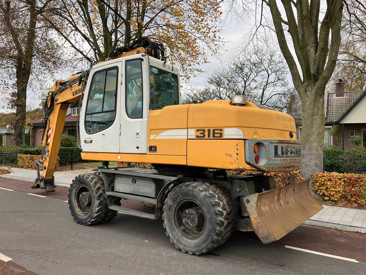 LIEBHERR - 2008 - A316 LITRONIC - WHEELED EXCAVATOR - Колісний екскаватор: фото 3 LIEBHERR - 2008 - A316 LITRONIC - WHEELED EXCAVATOR - Колісний екскаватор: фото 3