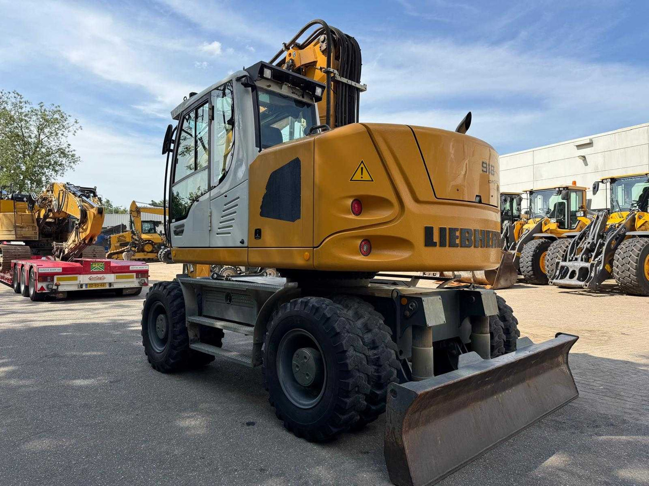 Liebherr A 918 compact - Колісний екскаватор: фото 2 Liebherr A 918 compact - Колісний екскаватор: фото 2