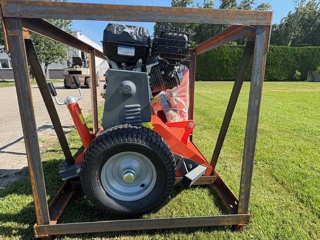 Loma Flailmower ATV120 - Косарка-подрібнювач: фото 4 Loma Flailmower ATV120 - Косарка-подрібнювач: фото 4