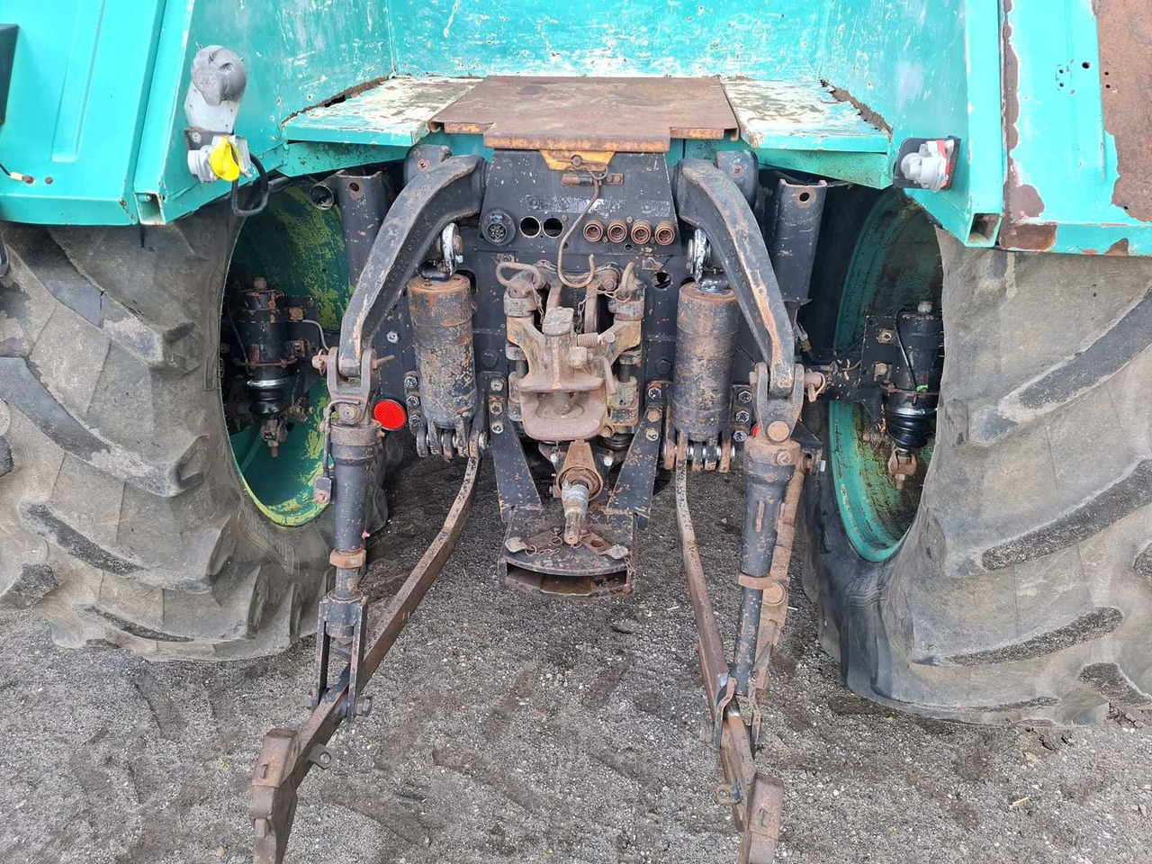 MB (MERCEDES BENZ) - 1982 - TRAC 1500 - ALL-WHEEL DRIVE AGRICULTURAL TRACTOR - Трактор: фото 5 MB (MERCEDES BENZ) - 1982 - TRAC 1500 - ALL-WHEEL DRIVE AGRICULTURAL TRACTOR - Трактор: фото 5