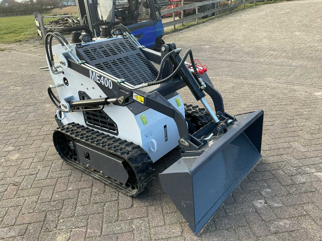 MEpower ME400 - Міні-навантажувач: фото 3 MEpower ME400 - Міні-навантажувач: фото 3