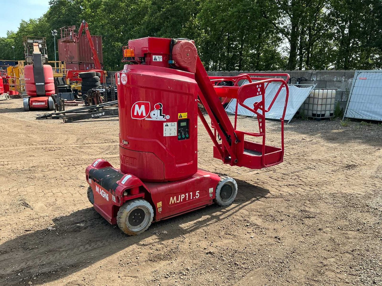 Magni MJP11.5 - Підйомник: фото 4 Magni MJP11.5 - Підйомник: фото 4