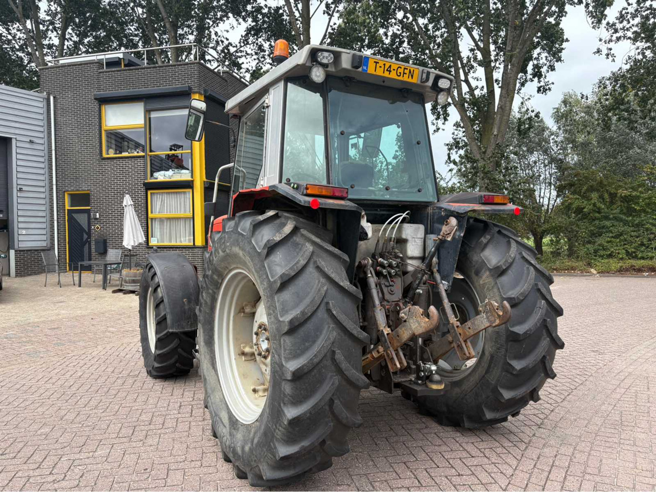 Massey Ferguson 3125 - Трактор: фото 5 Massey Ferguson 3125 - Трактор: фото 5